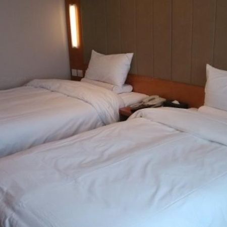 Ji Hotel Urumqi Hongshan Branch Buitenkant foto